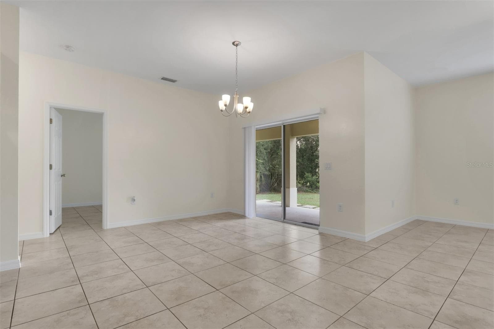 Single Family Residence at 25108 PALISADE RD, PUNTA GORDA, photo 11 of 27