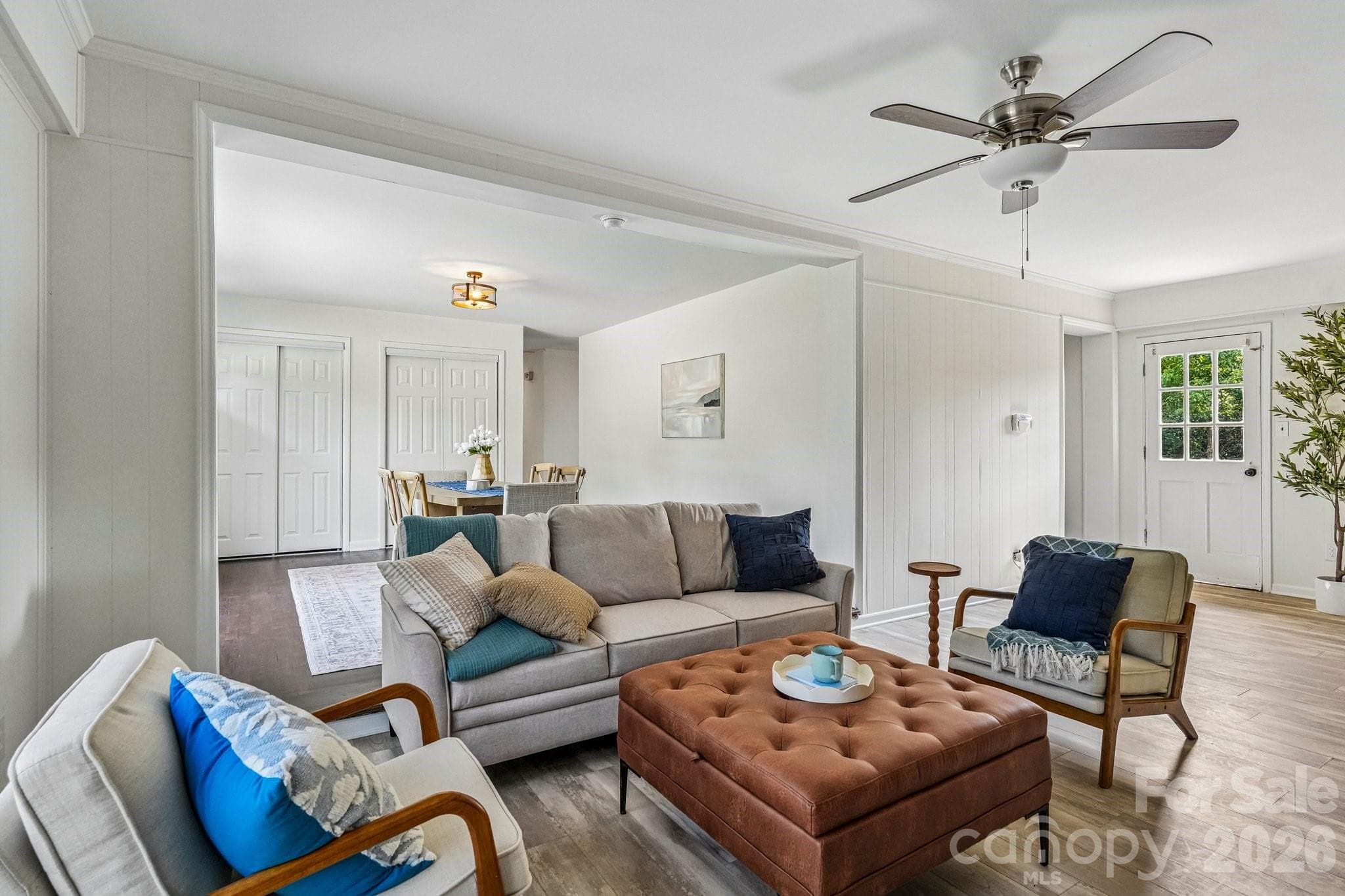 Single Family Residence at 1443 Lynhurst Drive, Gastonia, photo 6 of 41