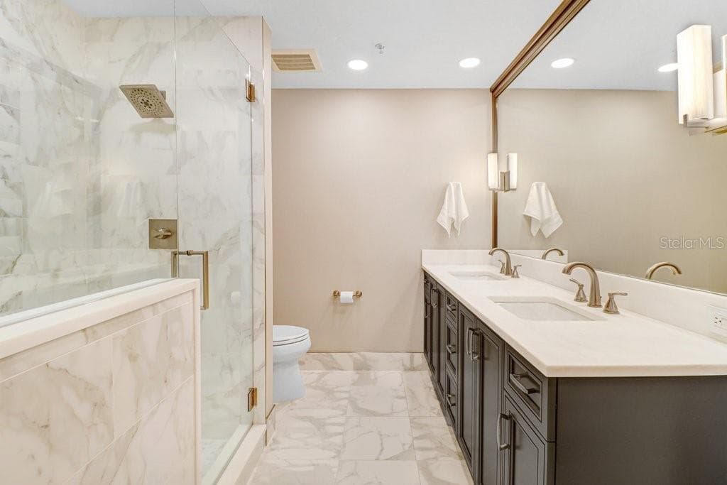 Condominium at 1120 E KENNEDY BLVD #1416, TAMPA, photo 12 of 29