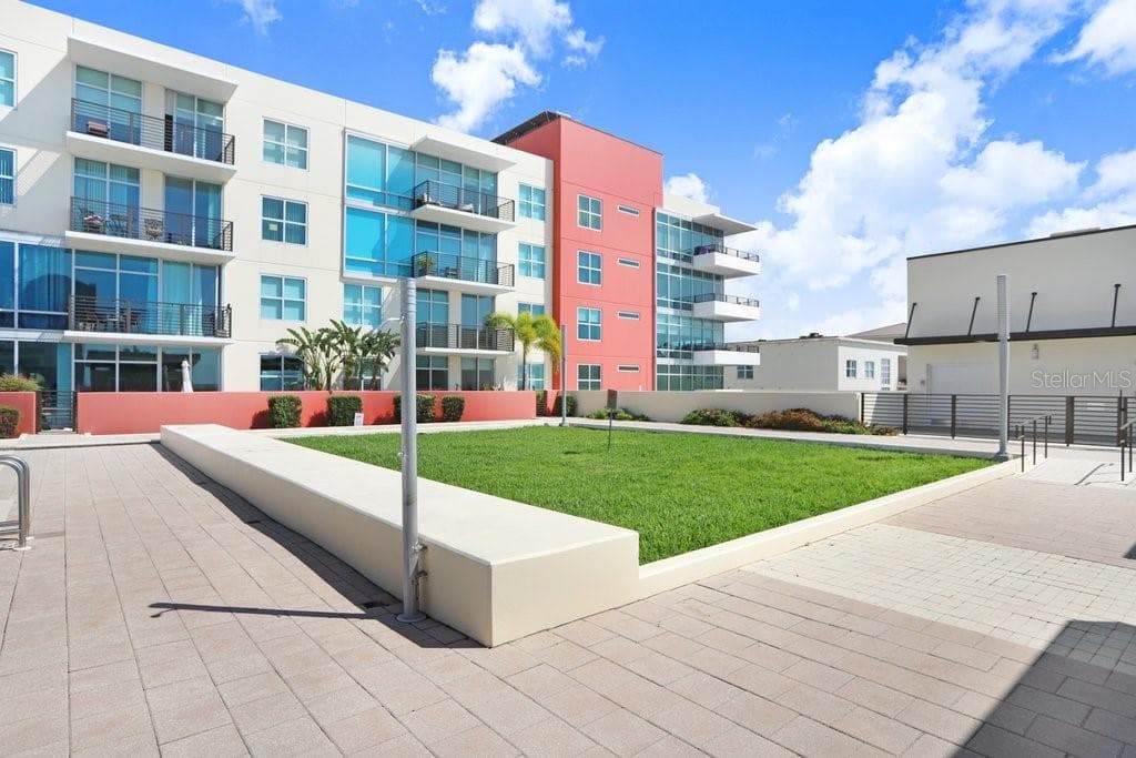 Condominium at 1120 E KENNEDY BLVD #1416, TAMPA, photo 24 of 29