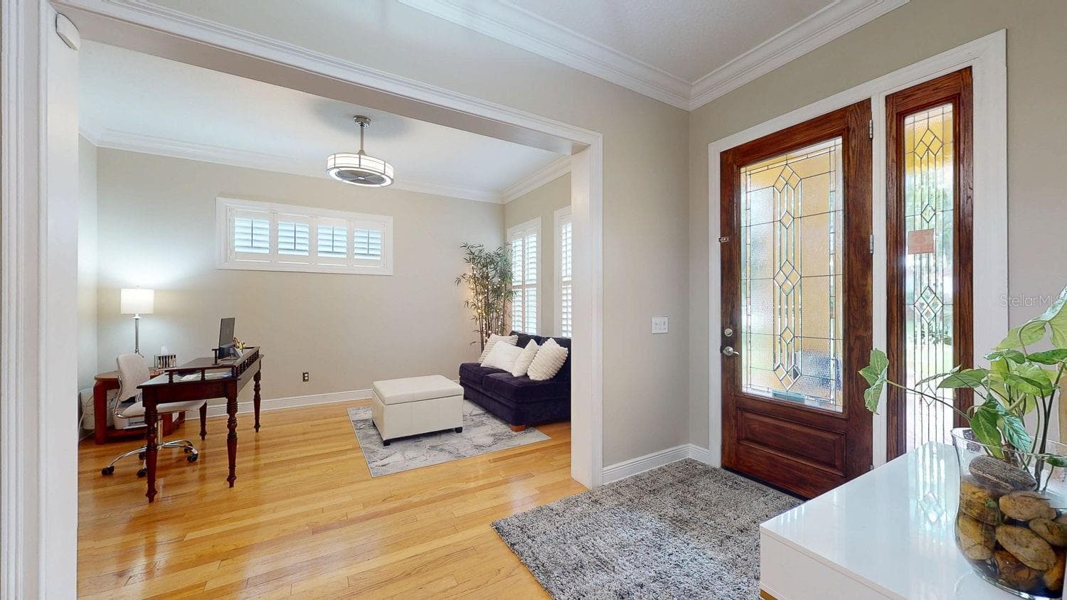 Enter home to a Large Foyer - 116 S HESPERIDES ST, TAMPA