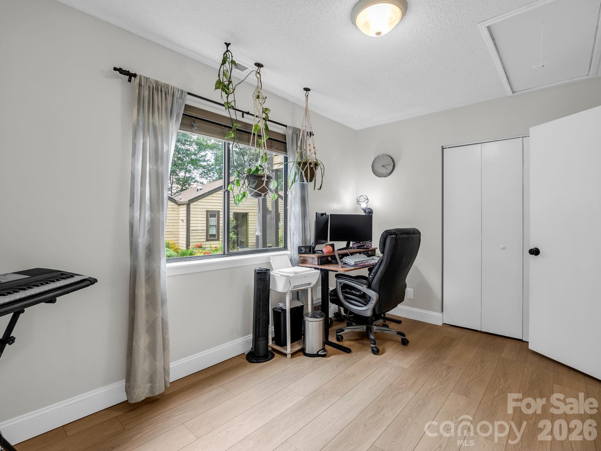 Townhouse at 7 Woodlands Drive, Black Mountain, photo 17 of 23