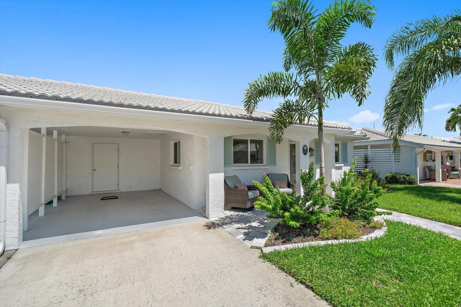 Private car port - 711 SPANISH DR S #211, LONGBOAT KEY