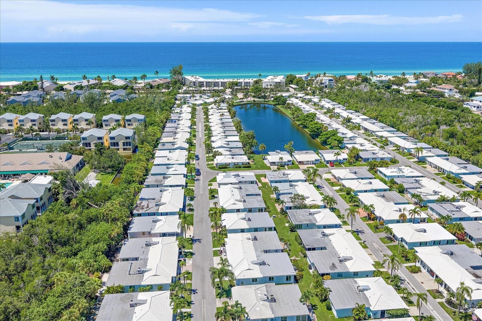 Steps from the Clubhouse - 711 SPANISH DR S #211, LONGBOAT KEY