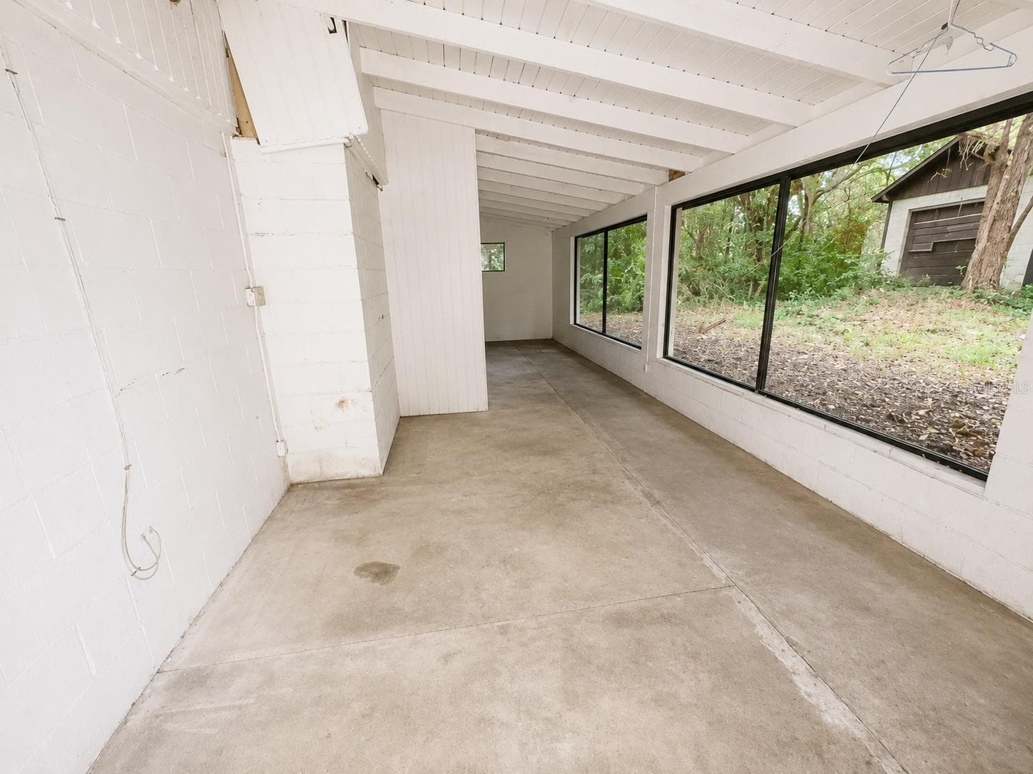 Single Family Residence at 217 PLUMOSA RD, DEBARY, photo 11 of 13