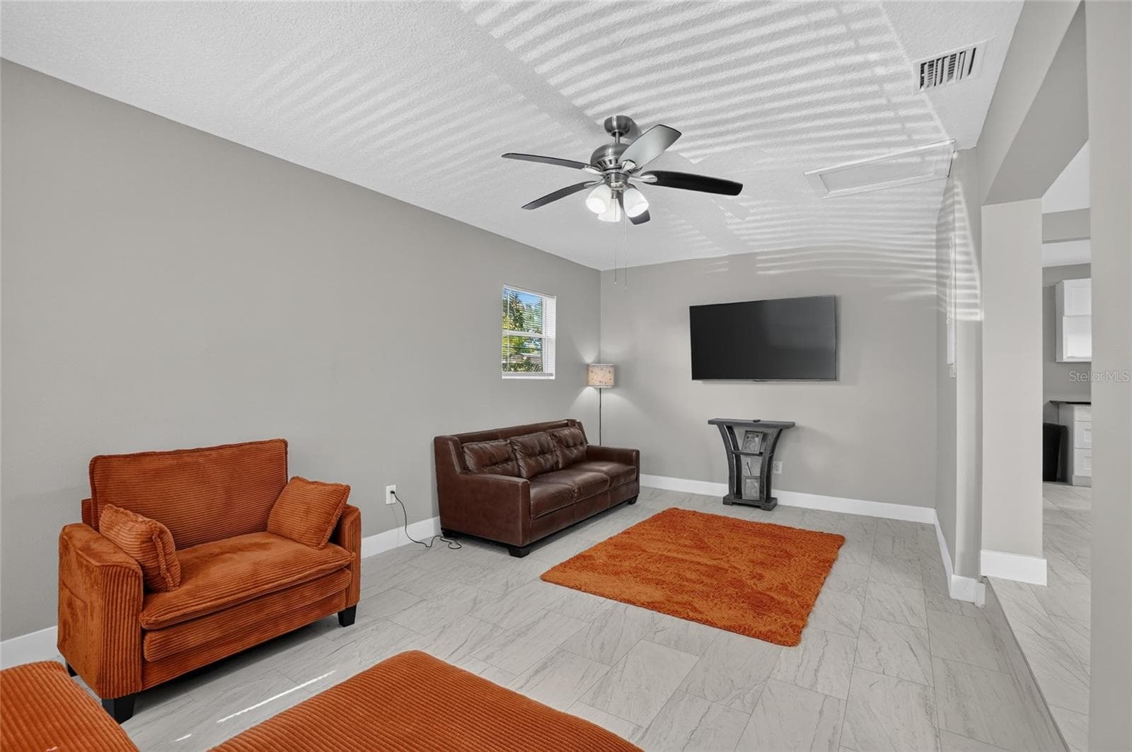Single Family Residence at 10420 N 22ND ST, TAMPA, photo 5 of 18