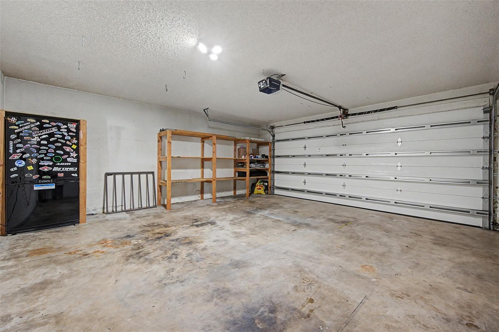 Garage - 7800 FAIRLAWN DR, HUDSON