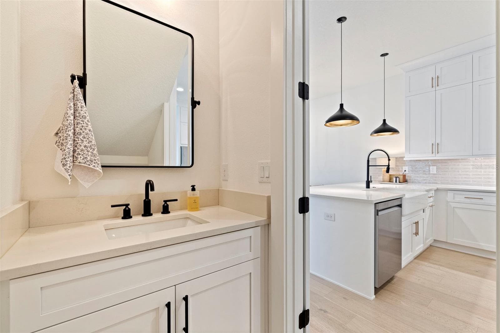 Townhouse at 410 S HABANA AVE #1, TAMPA, photo 10 of 30