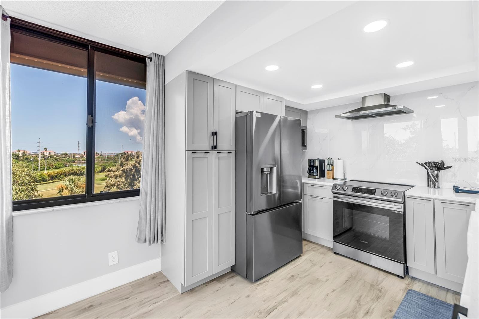 Condominium at 6269 PALMA DEL MAR BLVD S #508, ST PETERSBURG, photo 9 of 42