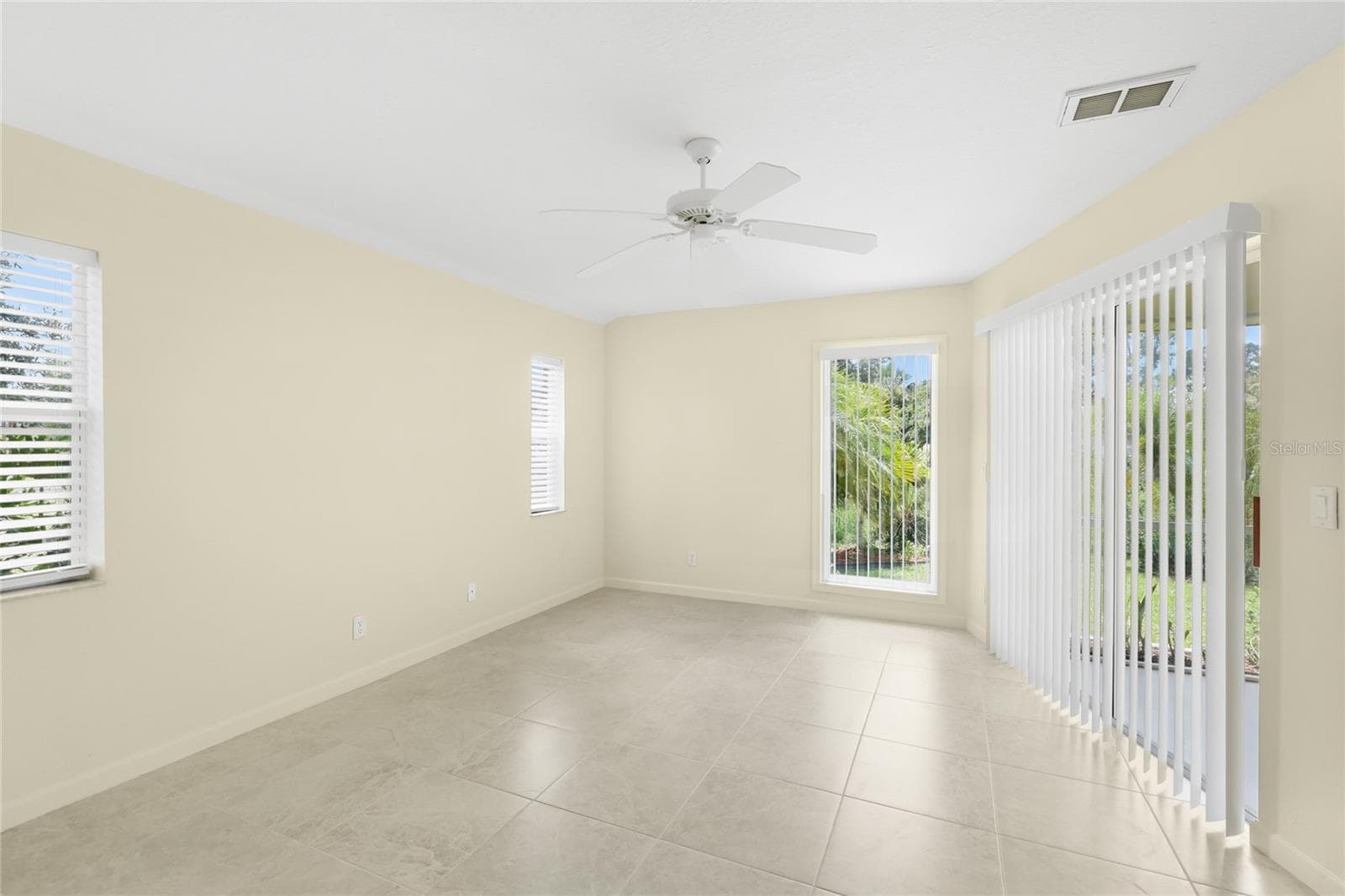 Single Family Residence at 2451 ALTOONA AVE, NORTH PORT, photo 17 of 36