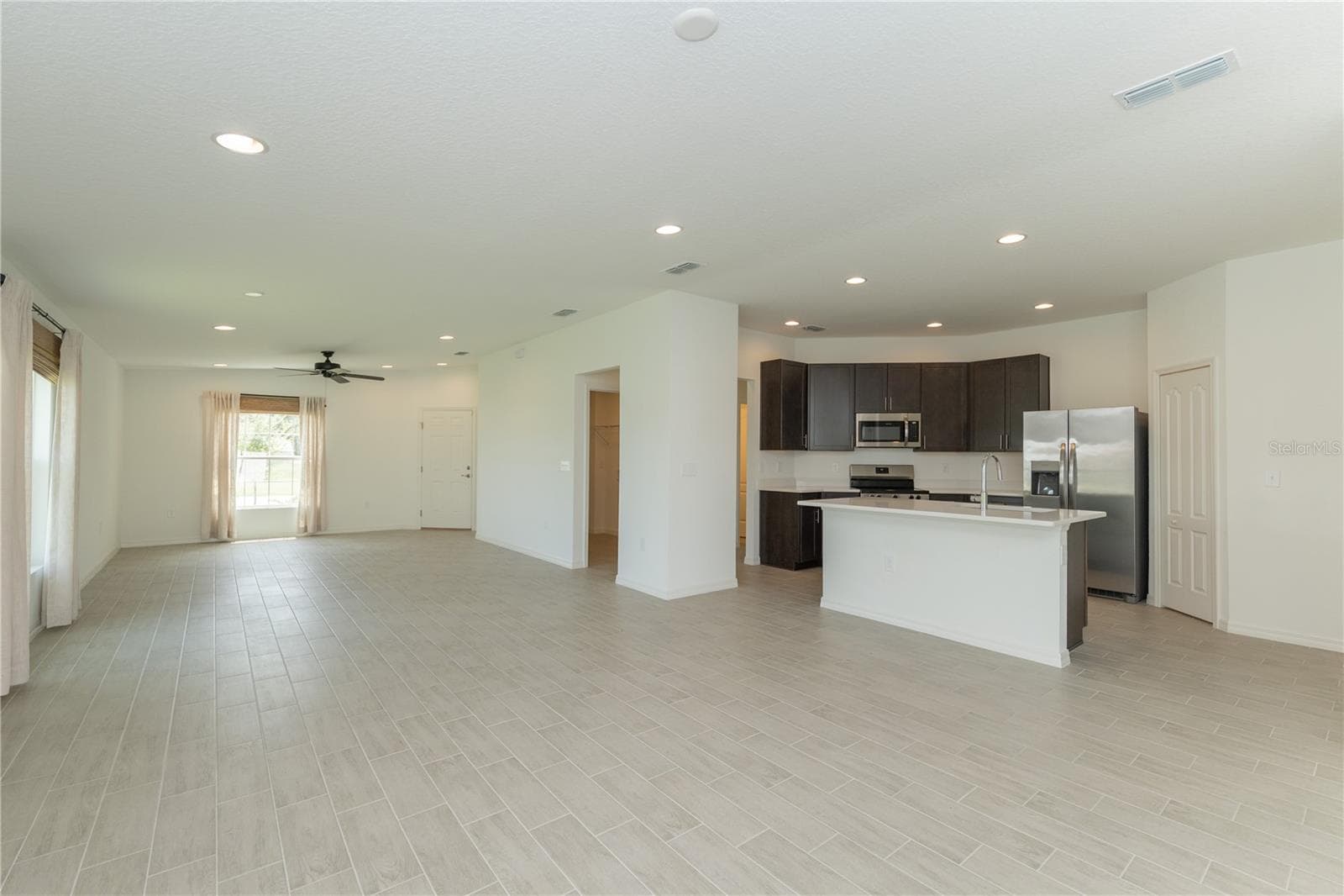 Single Family Residence at 3512 ELLIOTT PL, BARTOW, photo 6 of 26