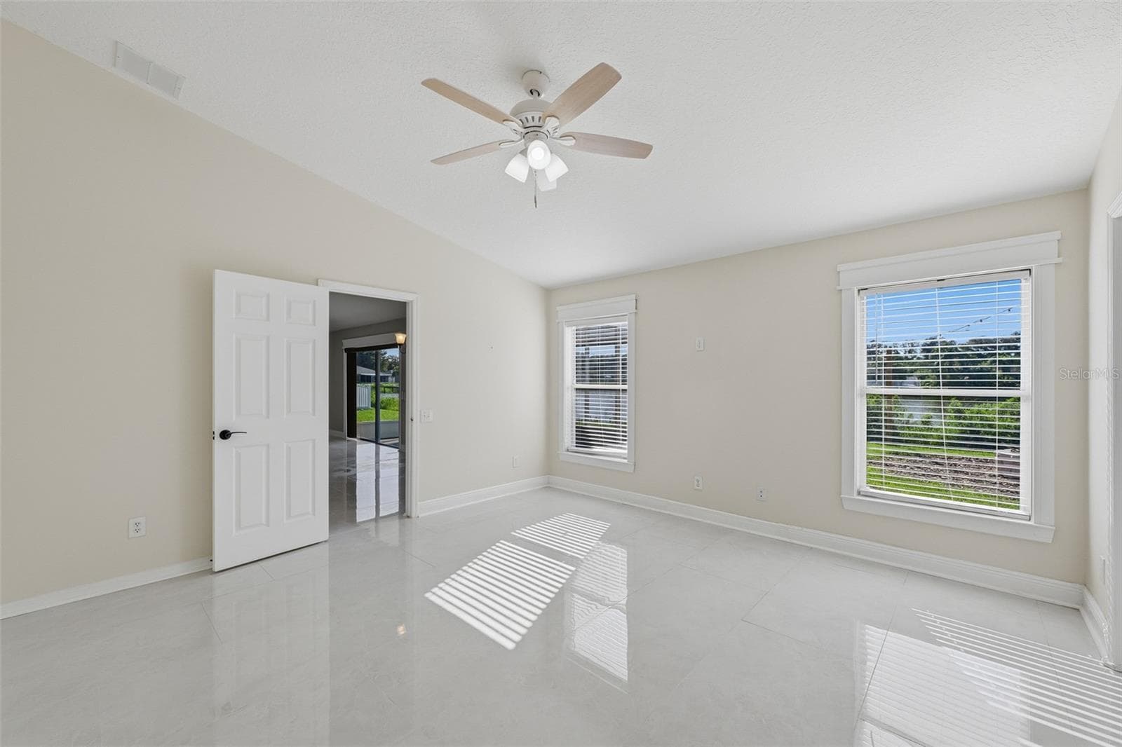 Single Family Residence at 6505 CLAIR NEST CT, APOLLO BEACH, photo 23 of 48