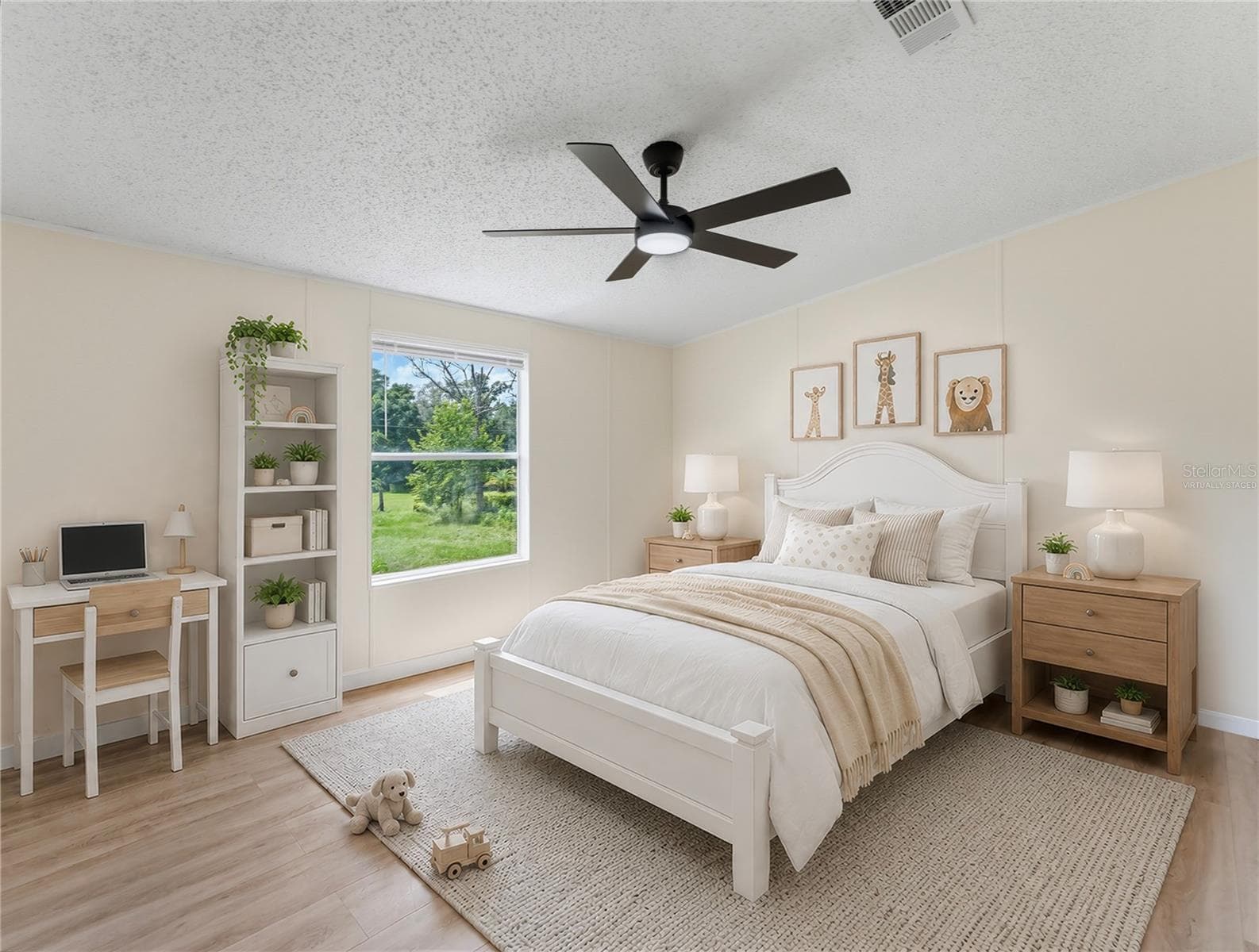 Virtually staged - 11106 FERNWAY LN, DADE CITY