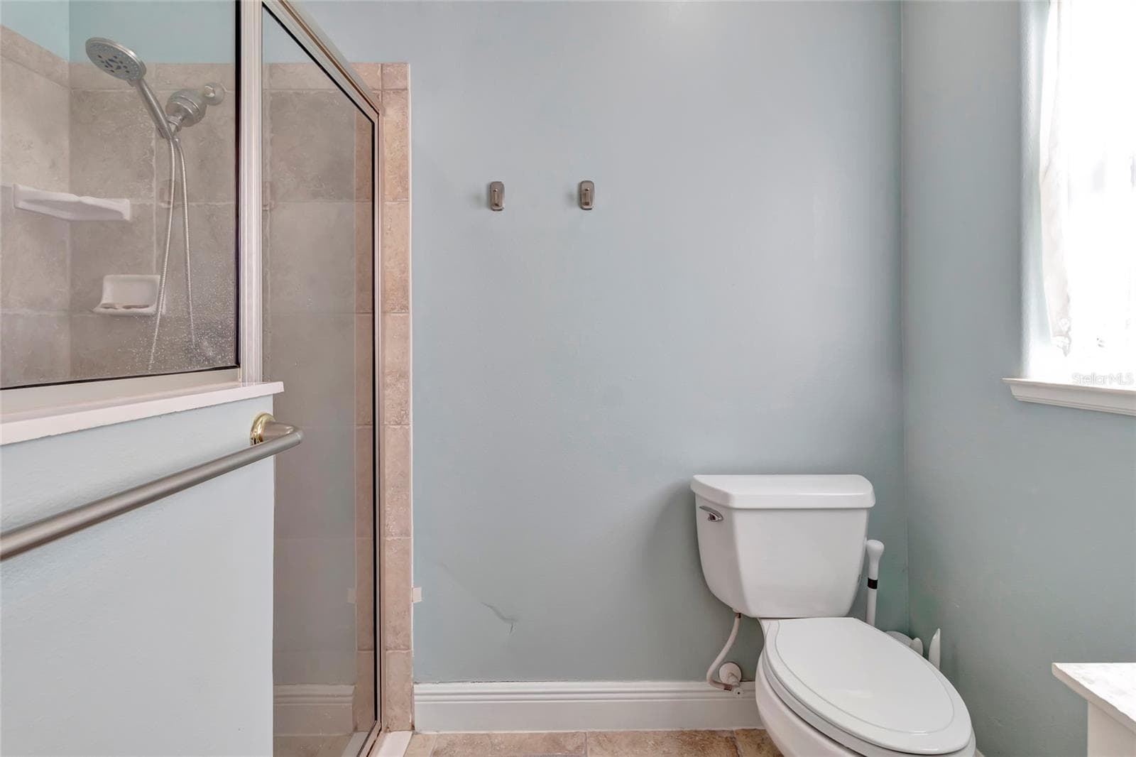 Step in shower - 4190 COUNTY ROAD 121D, WILDWOOD