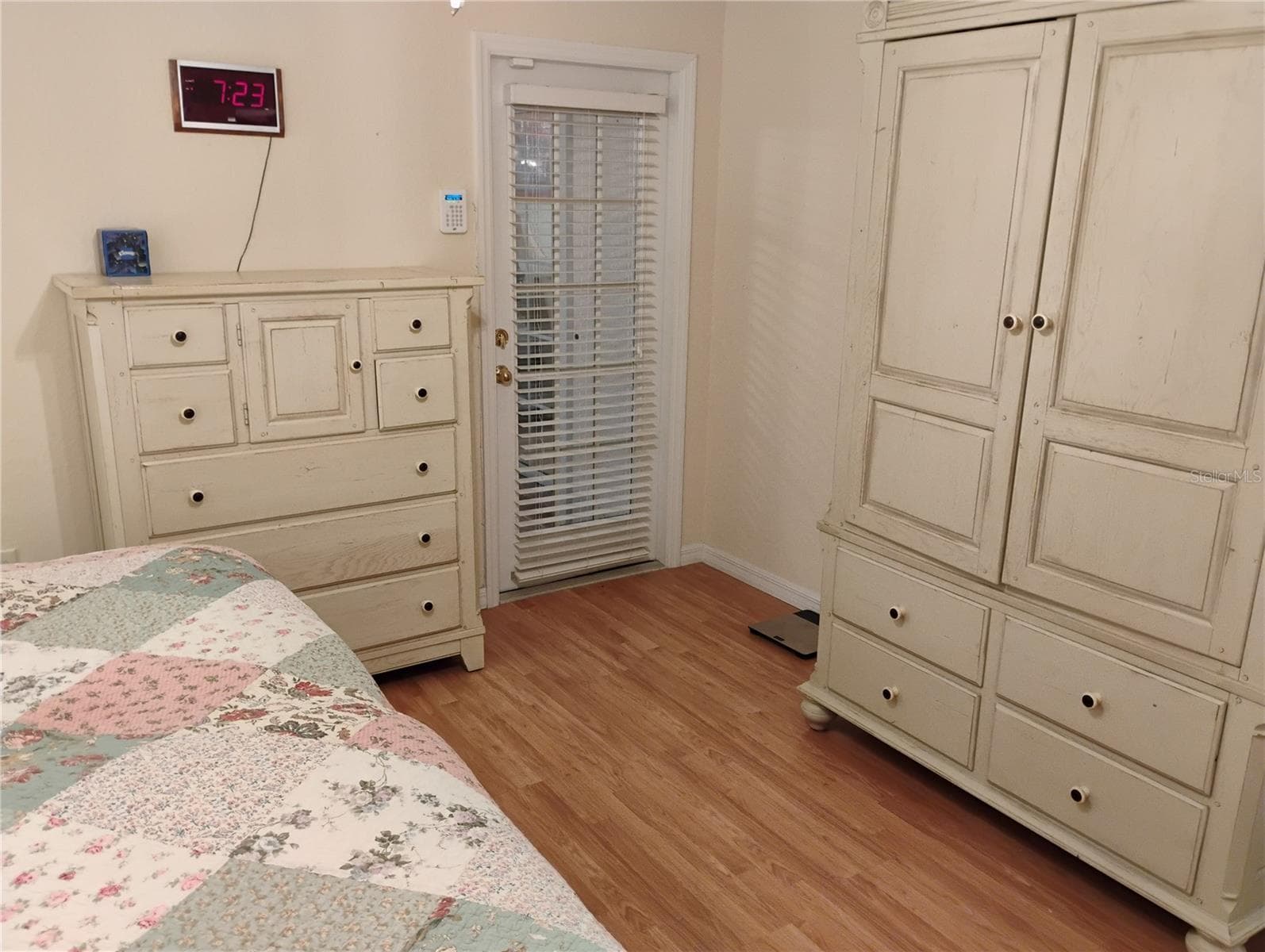 Main Bedroom leads to Lanai - 6321 SW 117TH LOOP, OCALA