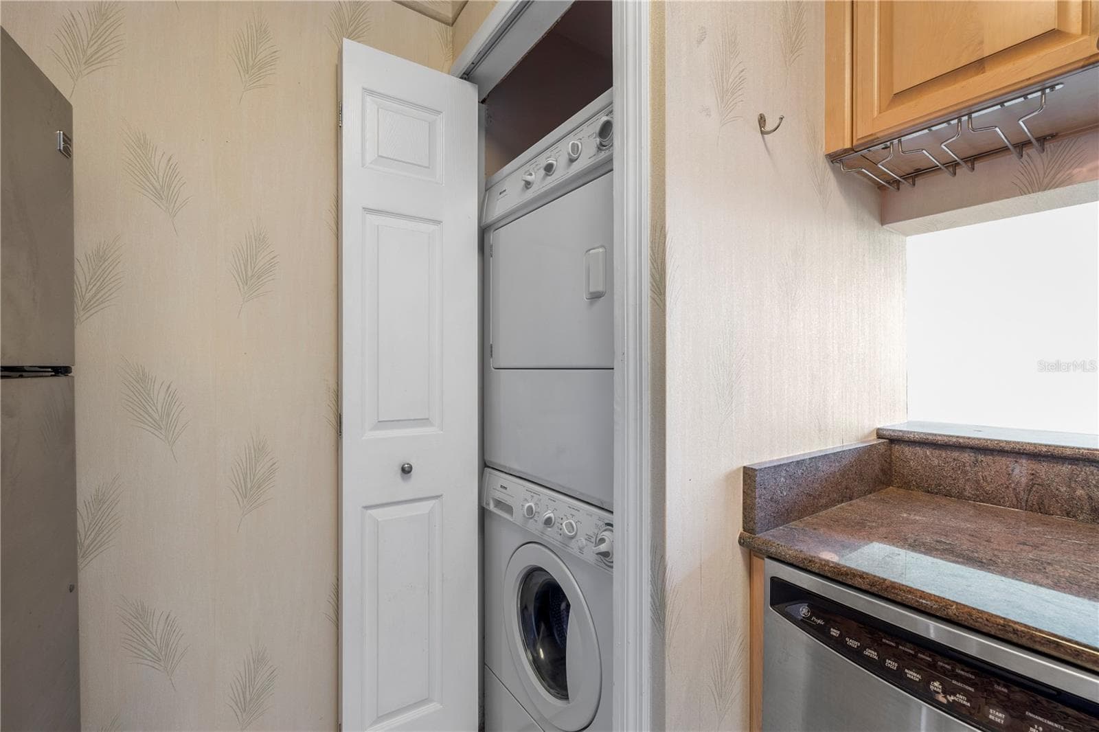 Condominium at 428 MOORINGS COVE DR #7F, TARPON SPRINGS, photo 20 of 57