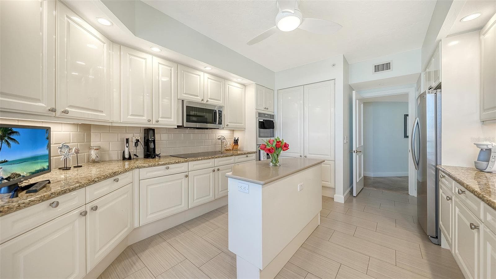 Condominium at 1241 GULF OF MEXICO DR #303, LONGBOAT KEY, photo 27 of 78