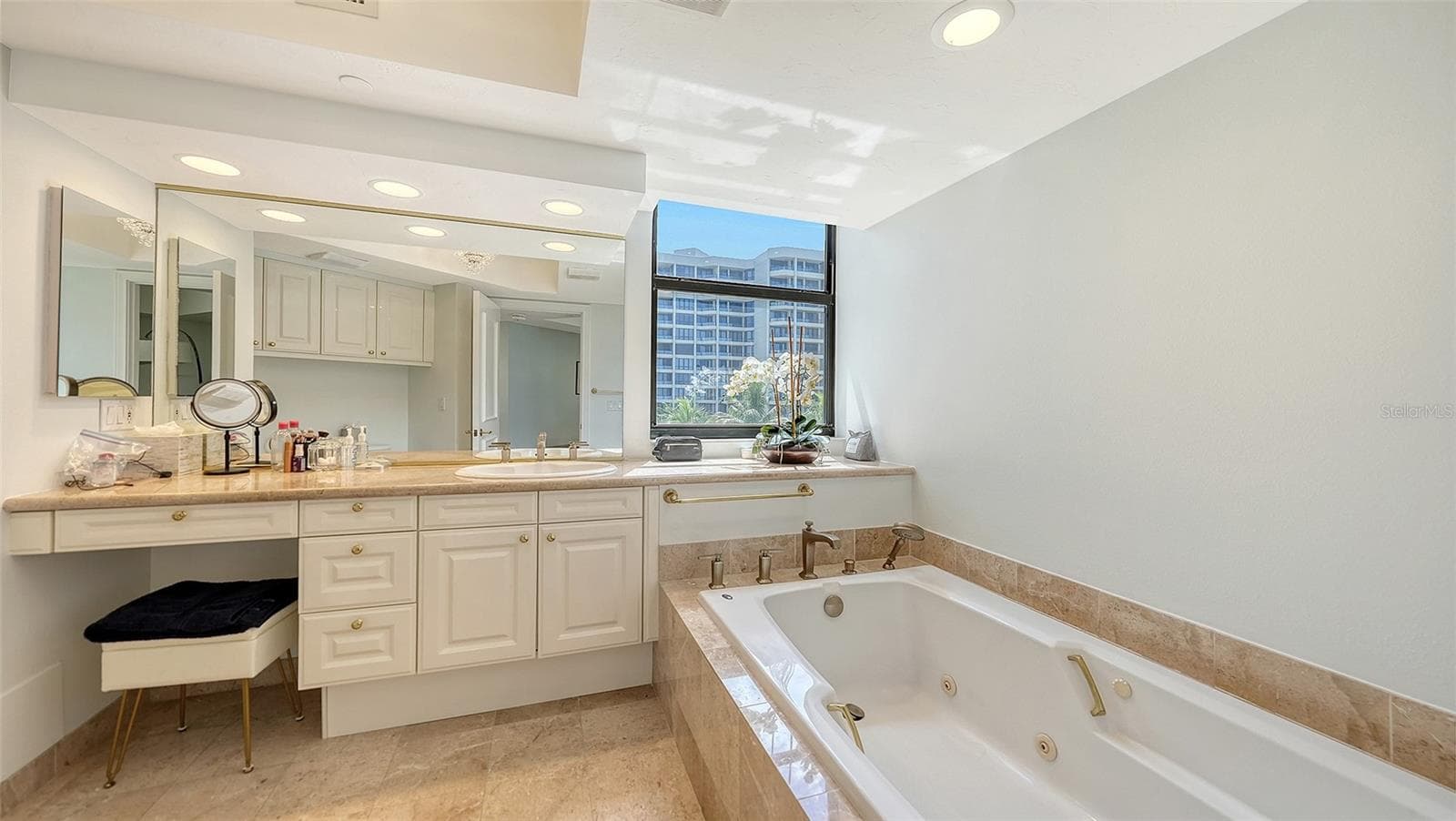 Condominium at 1241 GULF OF MEXICO DR #303, LONGBOAT KEY, photo 45 of 78