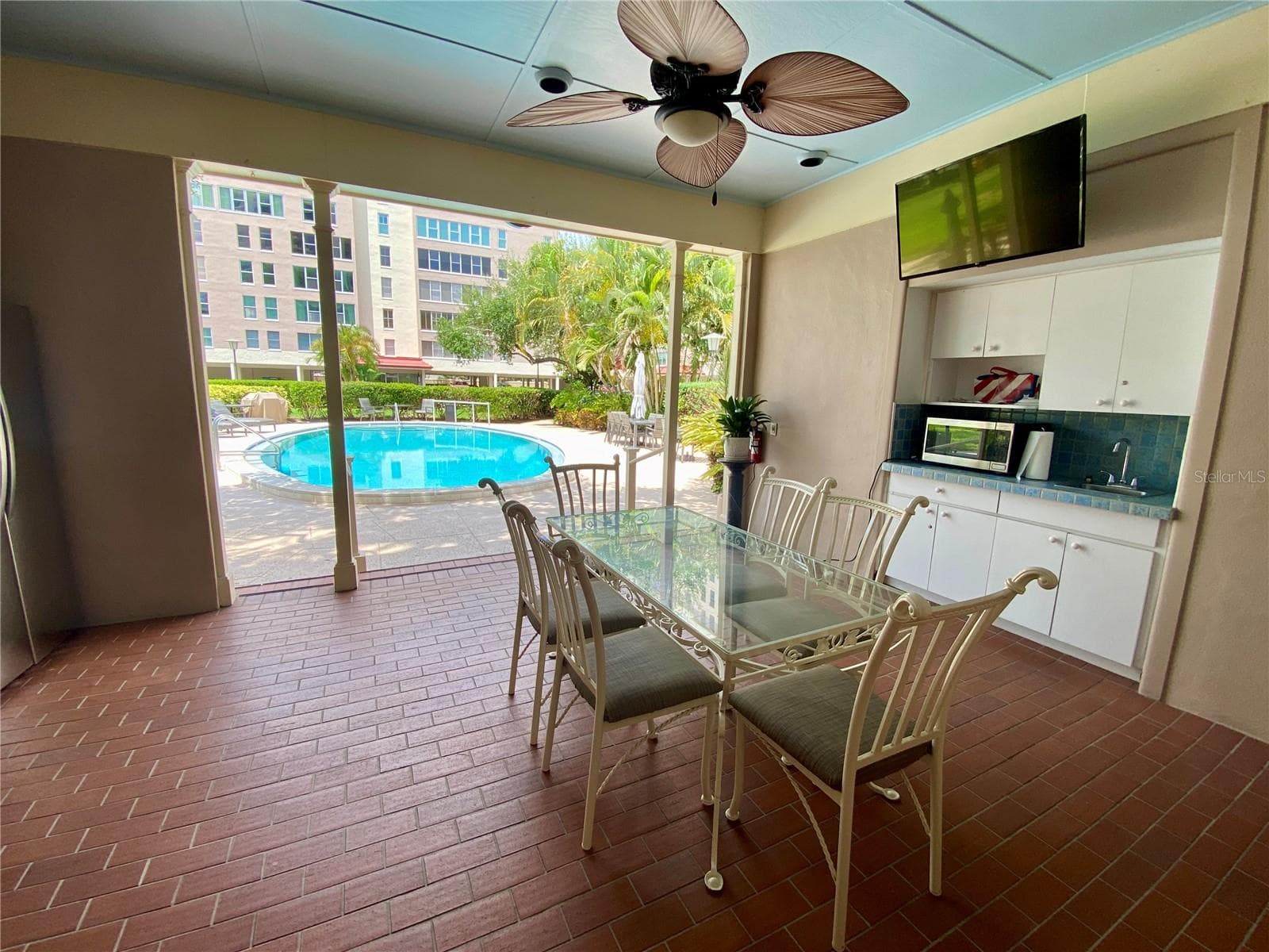 Condominium at 2403 S ARDSON PL #402B, TAMPA, photo 63 of 75