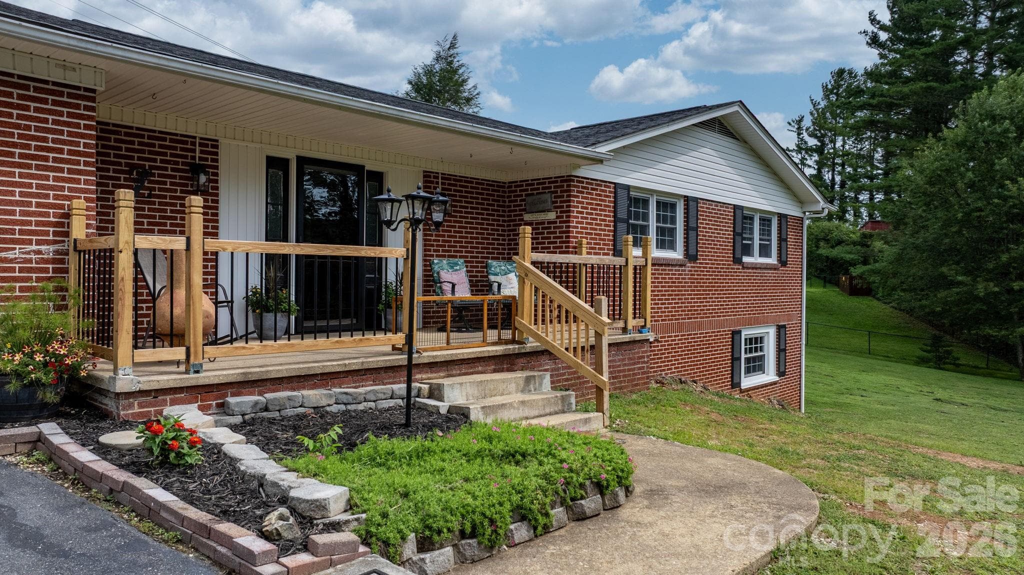 Single Family Residence at 35 Glendale Drive, Spruce Pine, photo 6 of 62