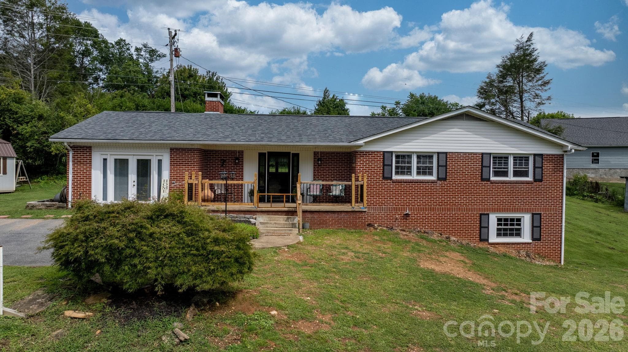 Single Family Residence at 35 Glendale Drive, Spruce Pine, photo 5 of 62