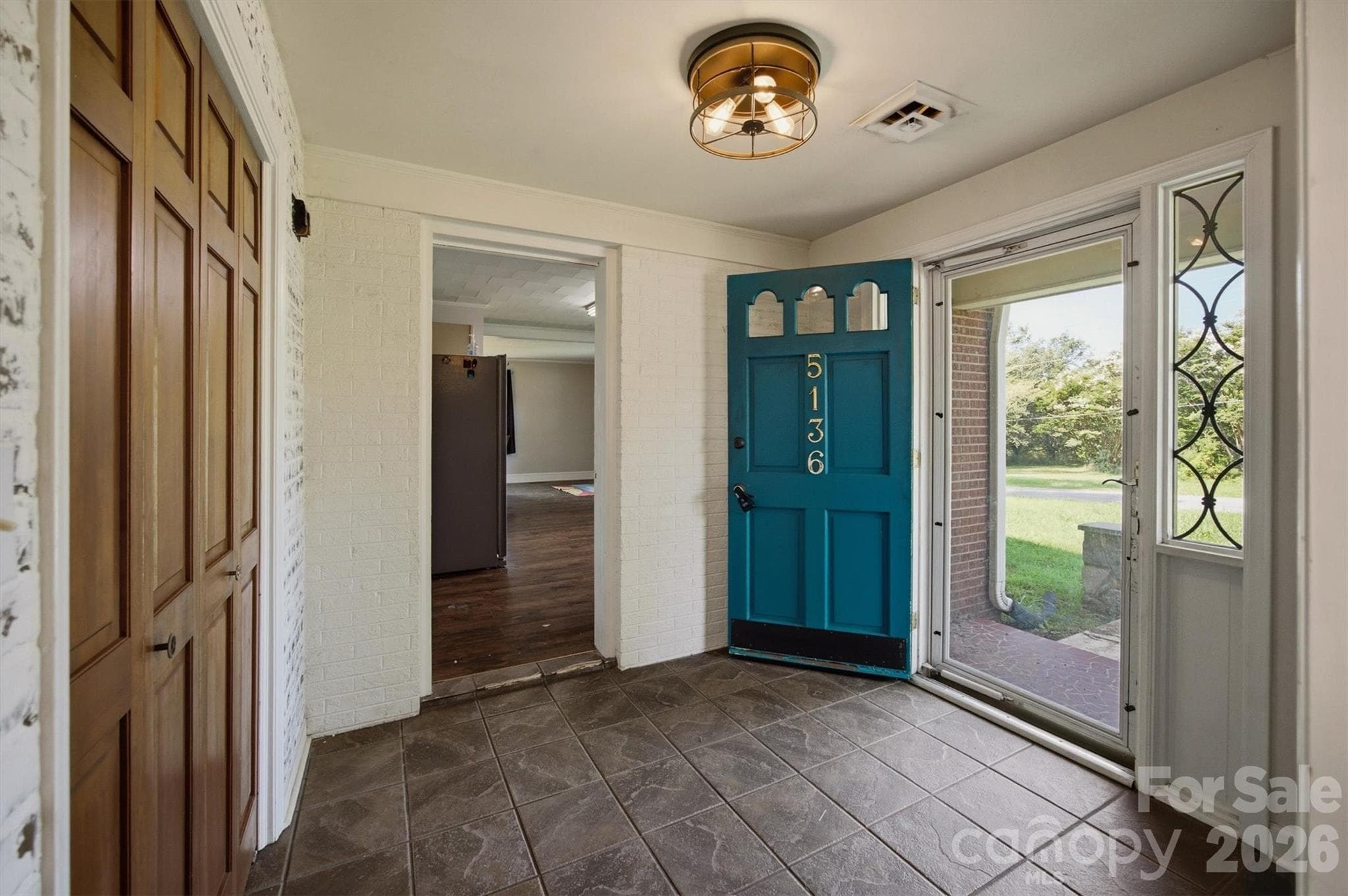 Single Family Residence at 5136 Sherrill Drive, Granite Falls, photo 3 of 22