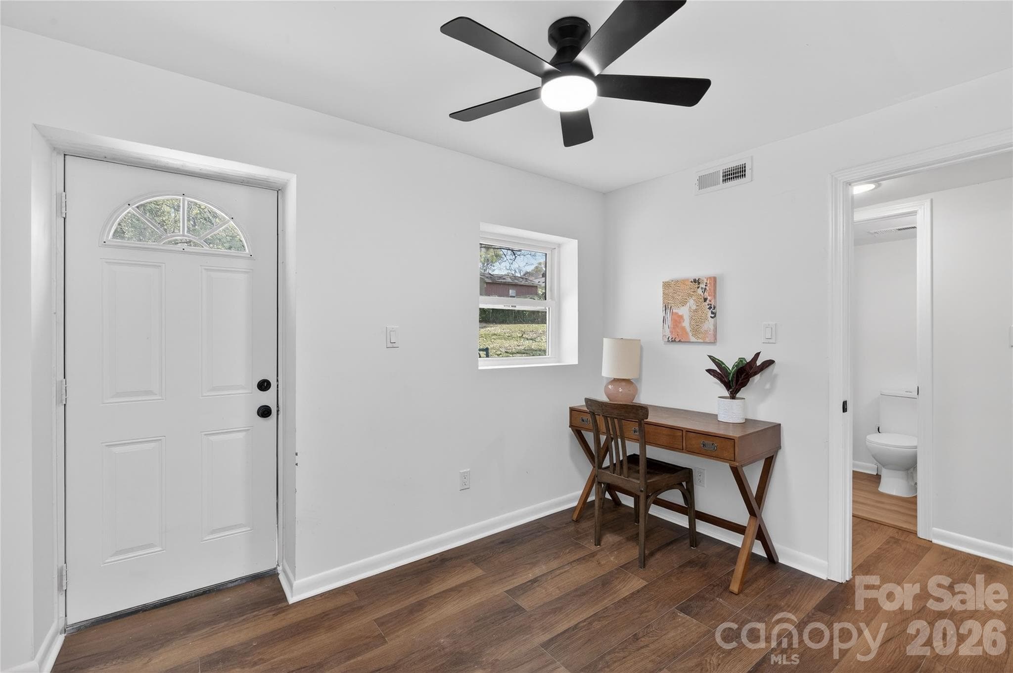 Single Family Residence at 5412 Milhaven Lane, Charlotte, photo 29 of 37