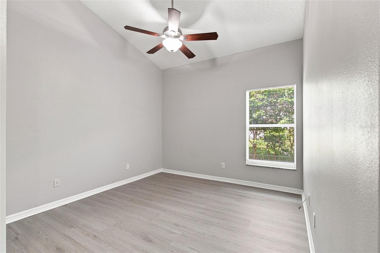 Single Family Residence at 16616 PALM SPRING DR, CLERMONT, photo 28 of 48
