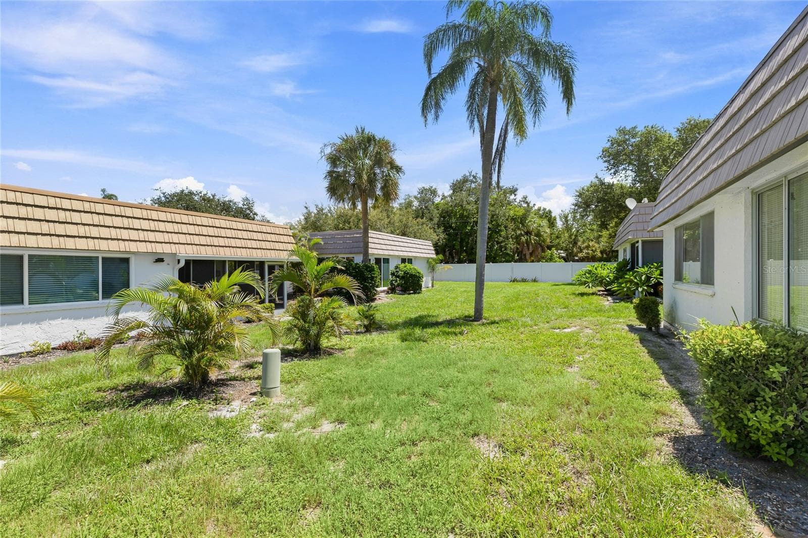 Villa at 2327 WATERBLUFF PL #V315, SARASOTA, photo 26 of 53