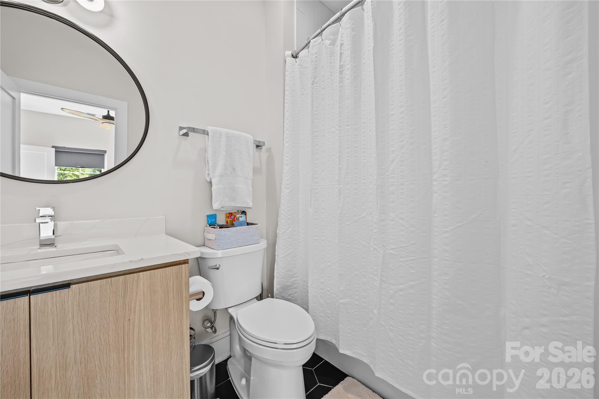 Full Bath - 3020 Cobbs Hill Road, Charlotte