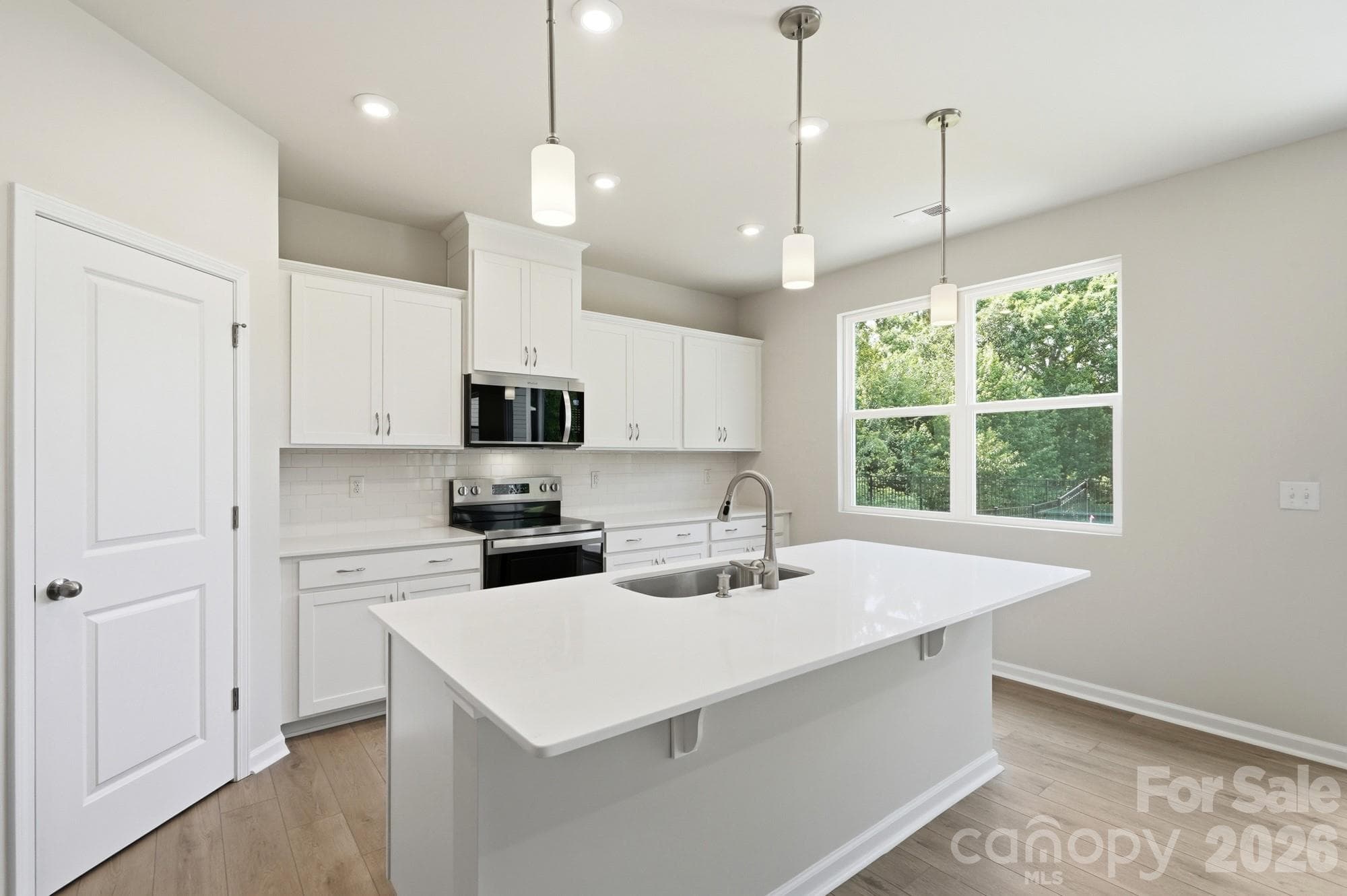 Single Family Residence at 2730 Phoenix Court, Gastonia, photo 21 of 48