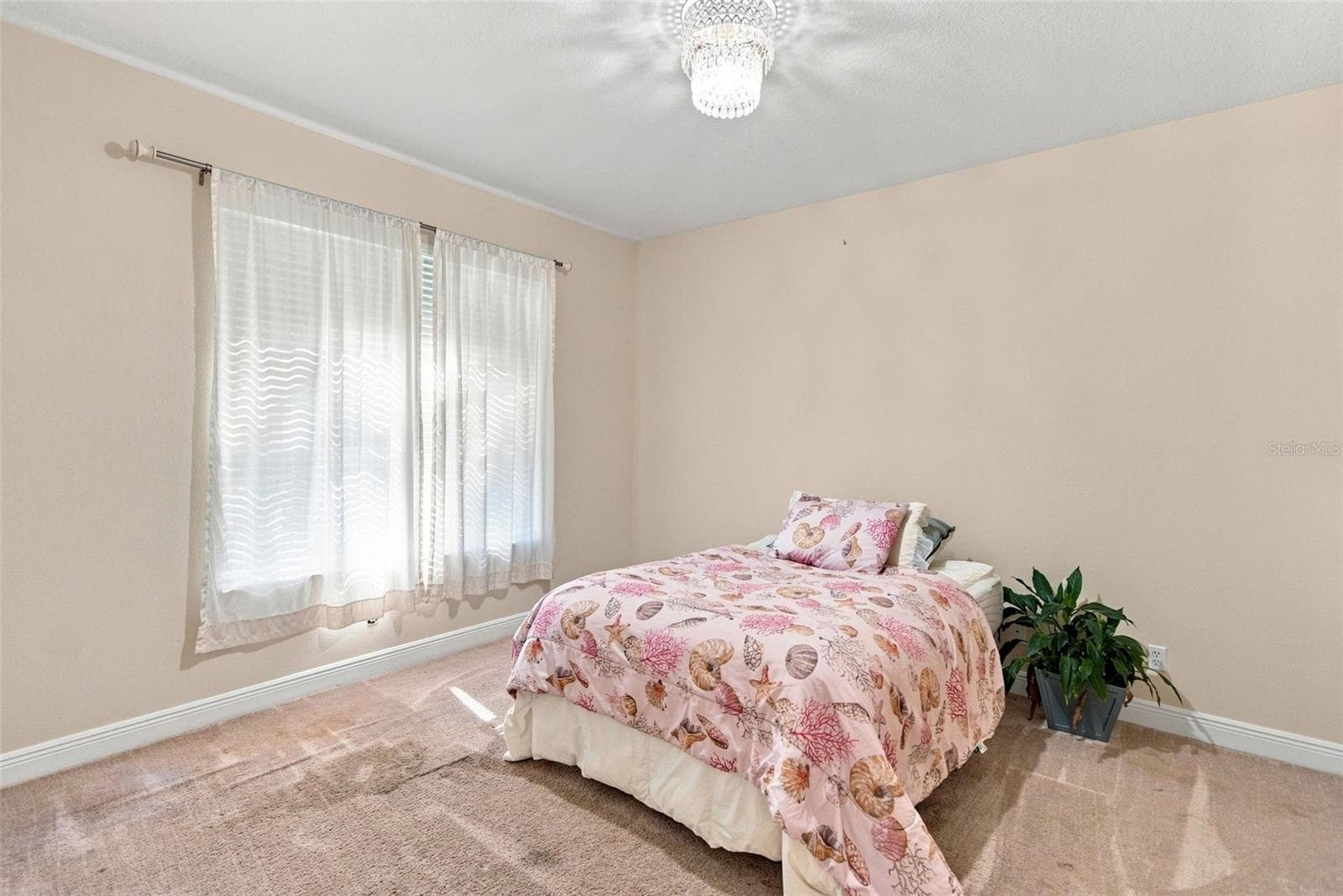 Single Family Residence at 295 LONDONDERRY DR, SARASOTA, photo 27 of 35