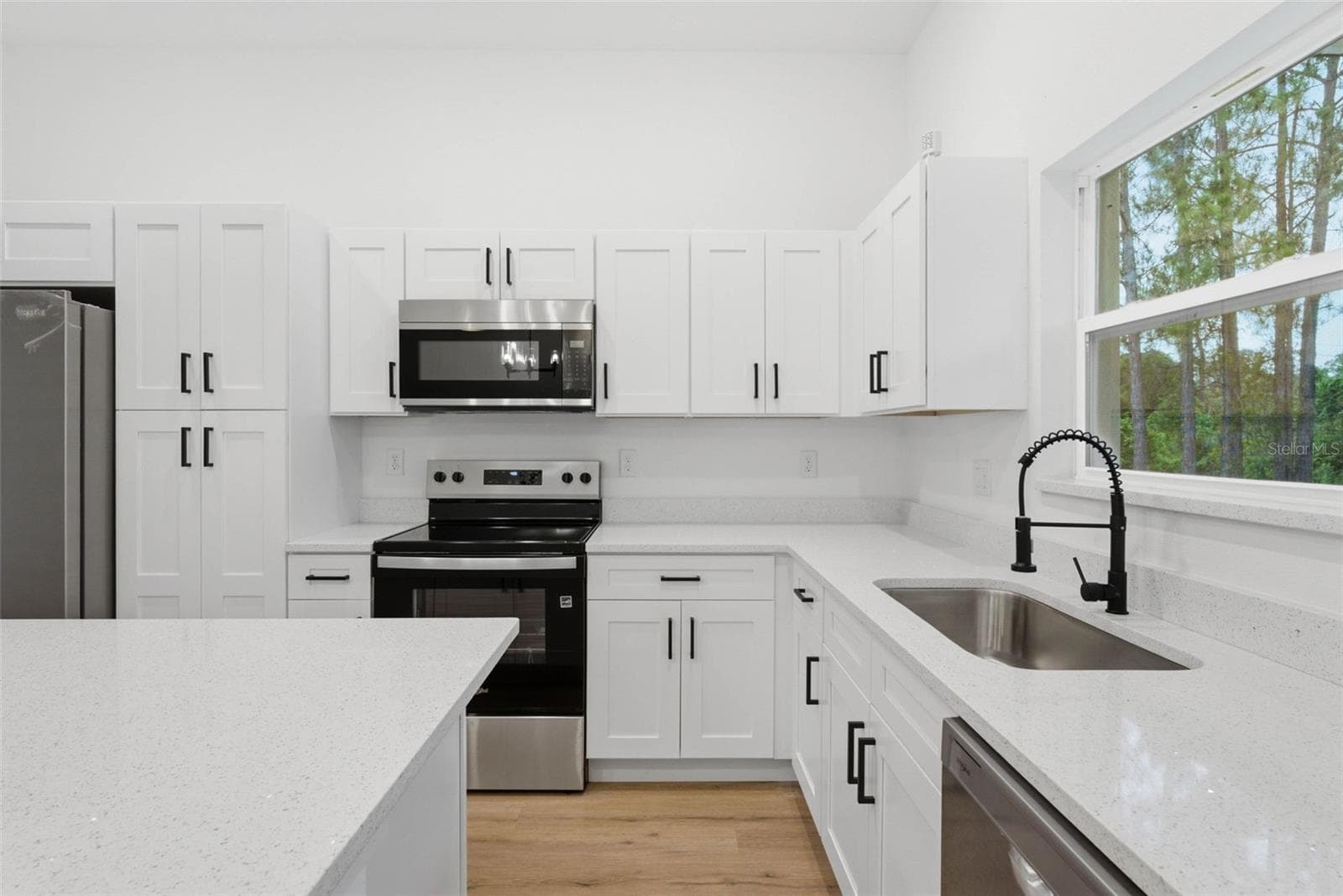 Single Family Residence at 33 FISHER PL, OCKLAWAHA, photo 16 of 56