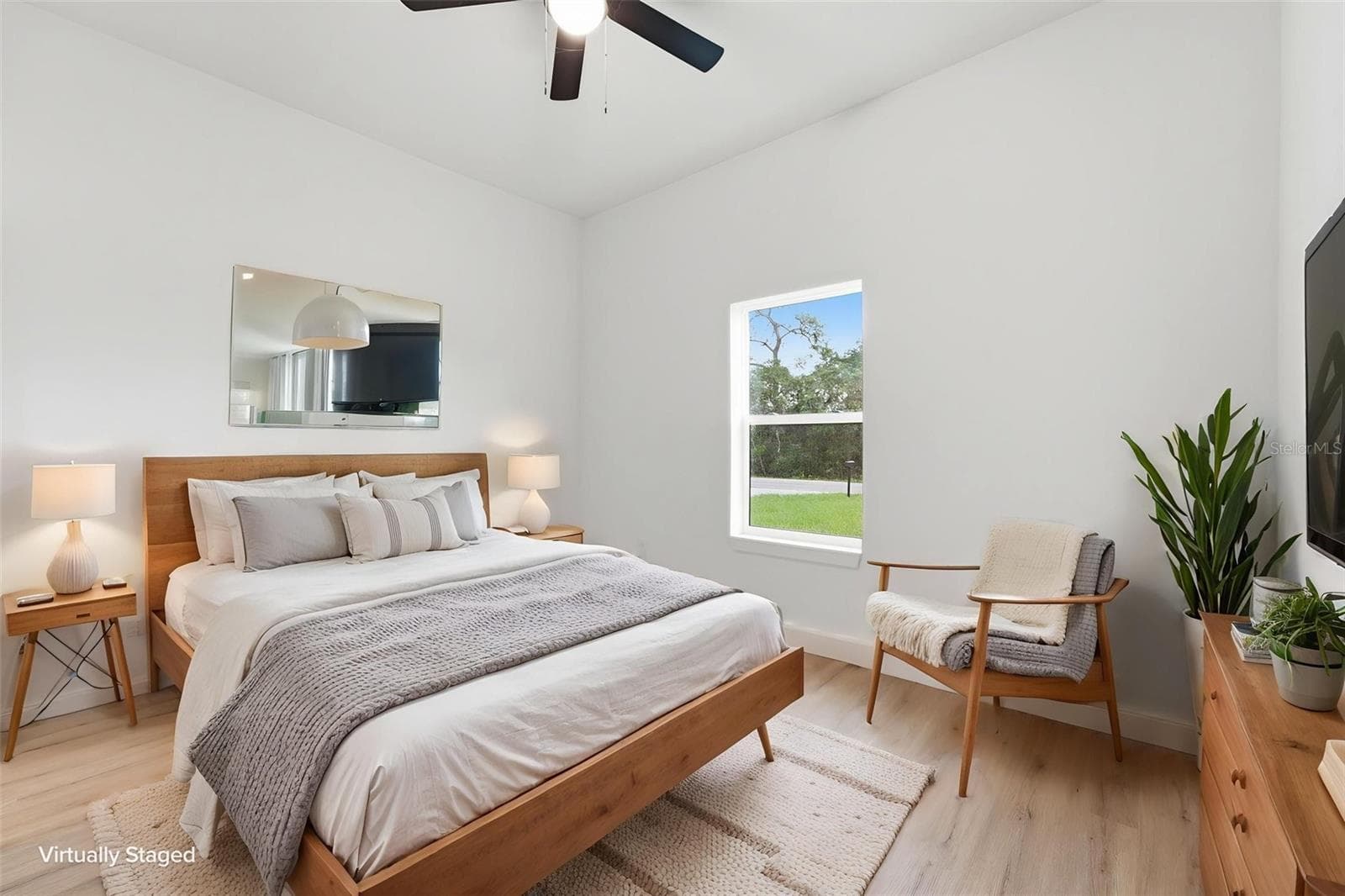 Virtual Staging - 33 FISHER PL, OCKLAWAHA