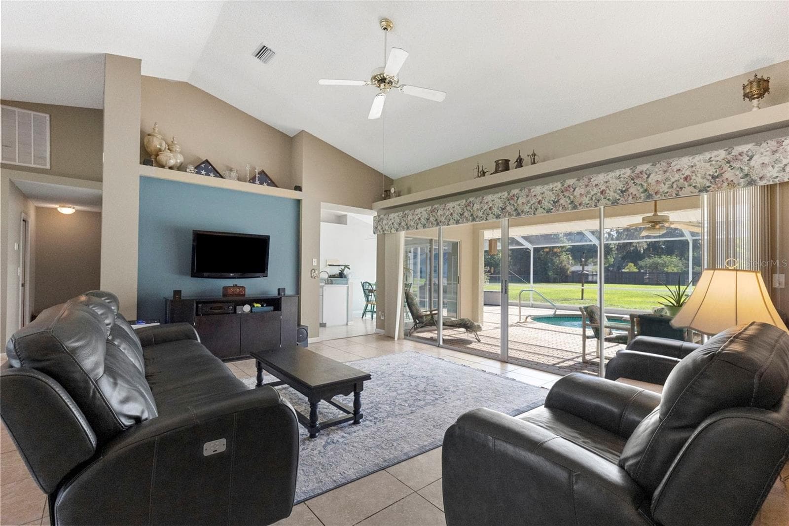Single Family Residence at 17269 RAINTREE RD, LUTZ, photo 6 of 66
