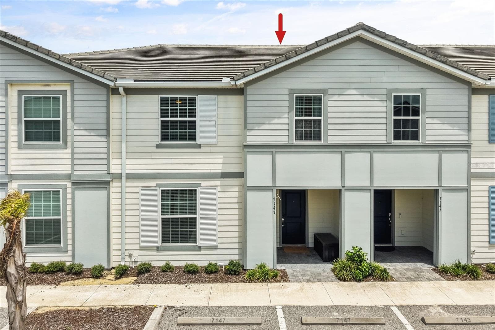 7147 OAKMOSS LOOP