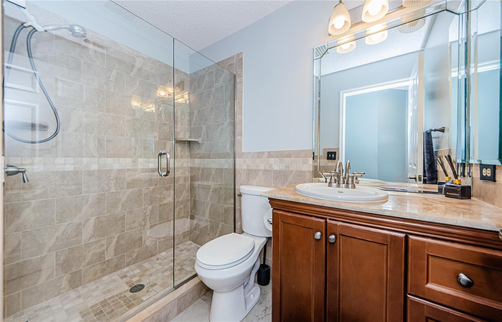 Guest Bath - 3647 MUIRFIELD CT, NEW PORT RICHEY