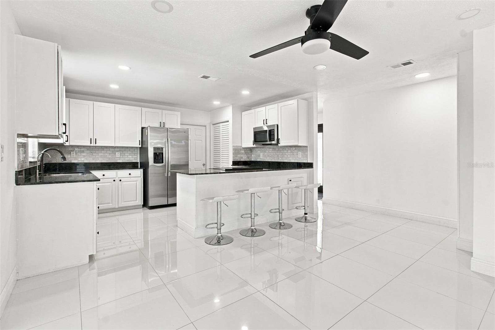 Single Family Residence at 210 LAKE HOBBS RD, LUTZ, photo 5 of 80