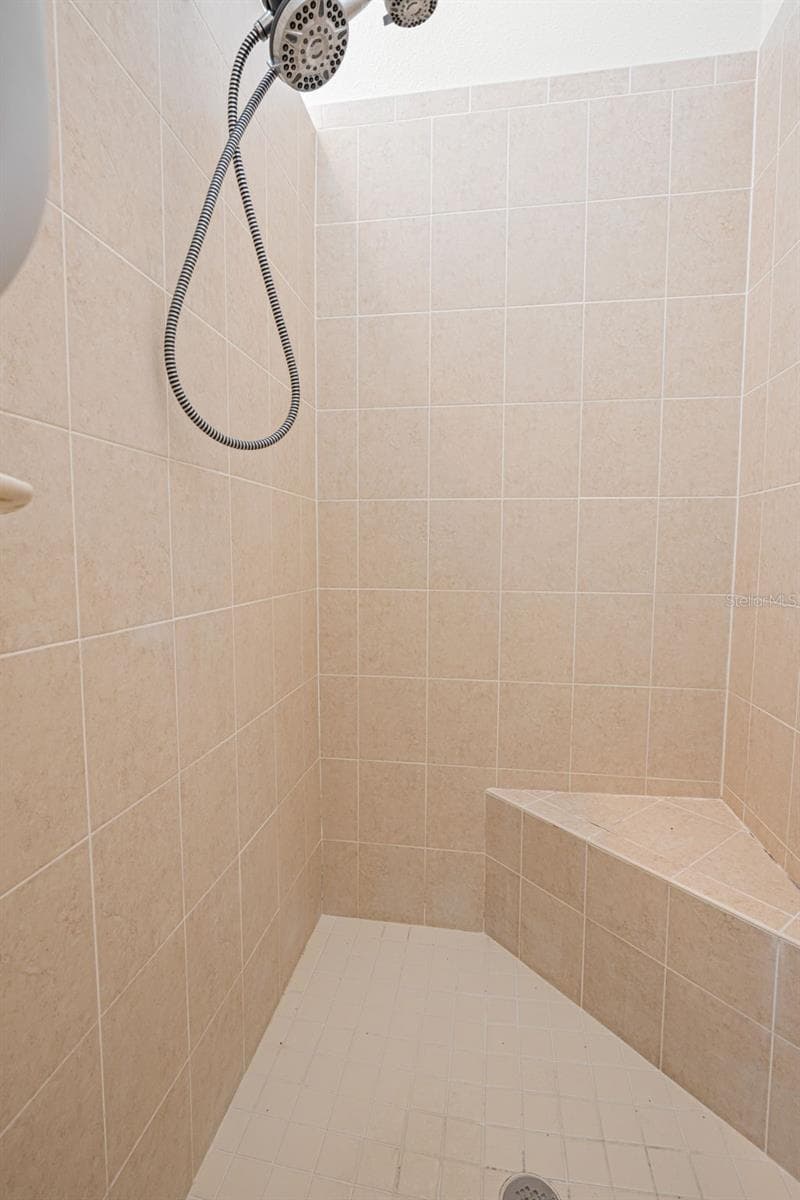 Primary en-suite - 7904 OREGOLD DR, NEW PORT RICHEY