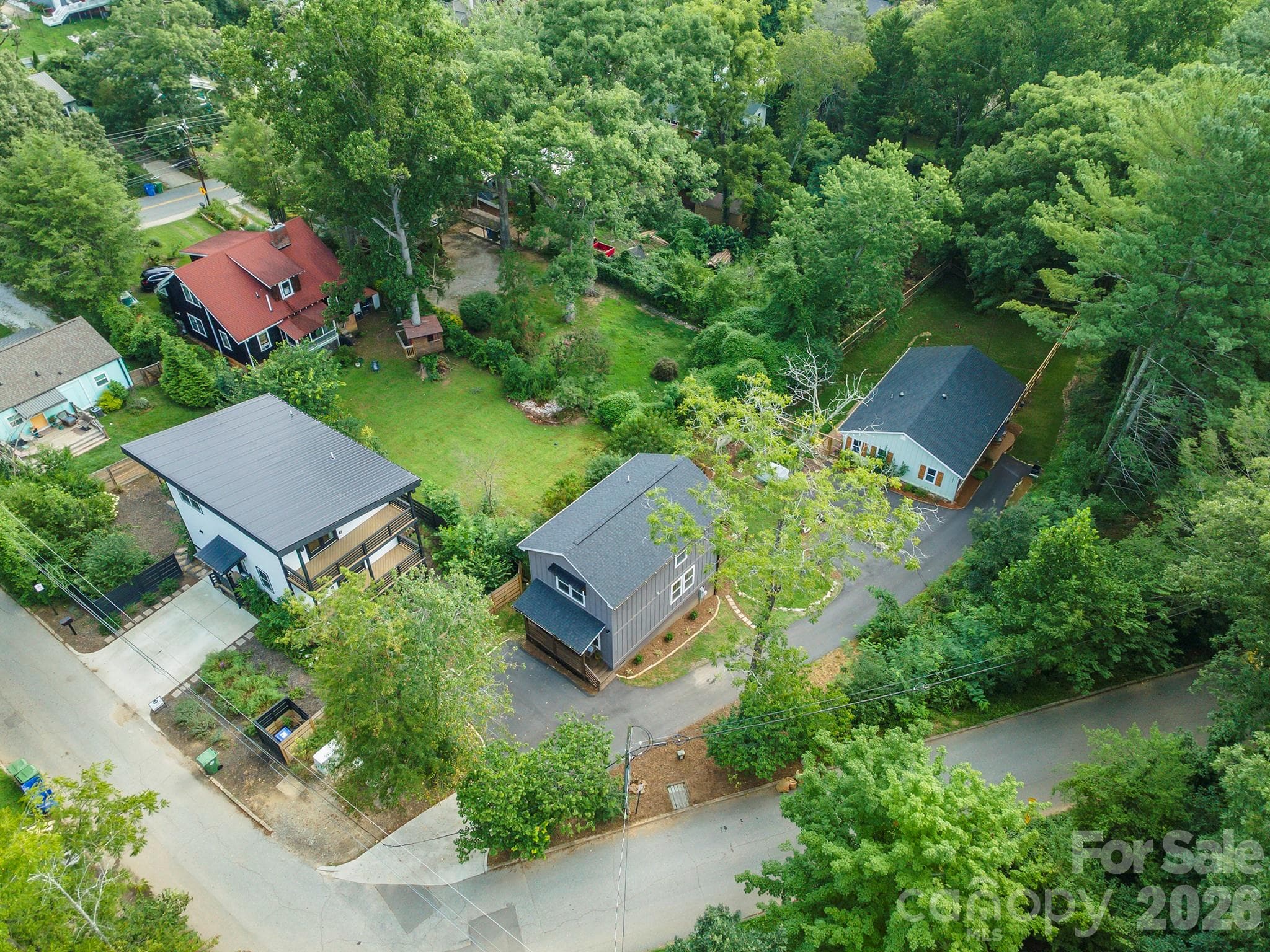 Single Family Residence at 191 Chatham Road, Asheville, photo 37 of 41