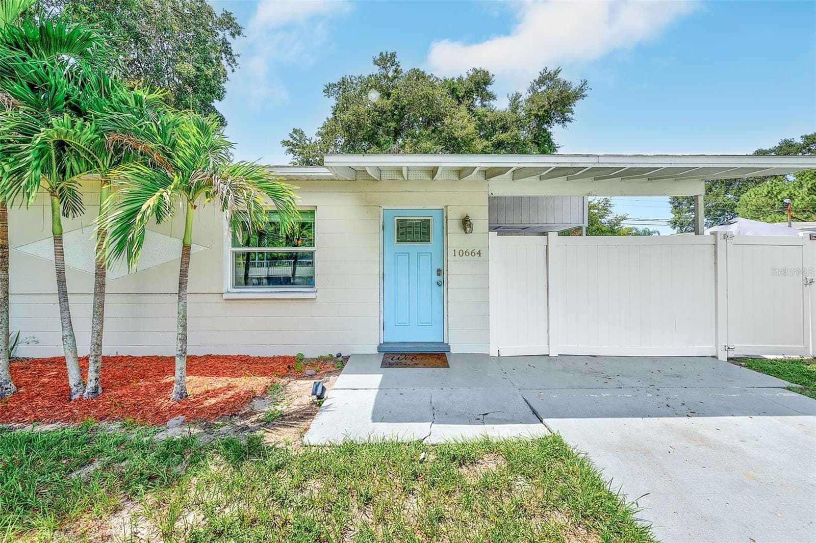 Single Family Residence at 10664 STARKEY RD, SEMINOLE, photo 2 of 37
