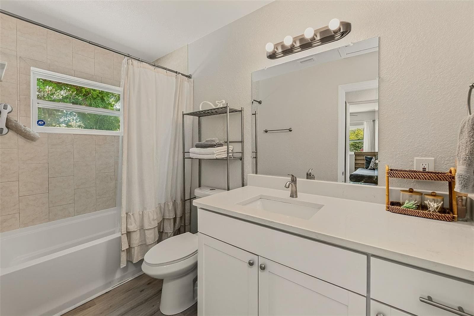 Single Family Residence at 10664 STARKEY RD, SEMINOLE, photo 13 of 37