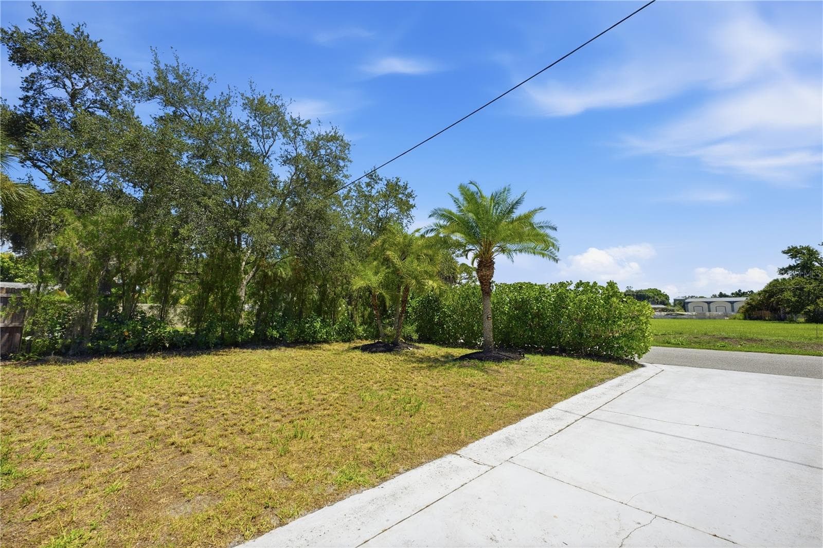 Single Family Residence at 4925 REMINGTON DR, SARASOTA, photo 6 of 38