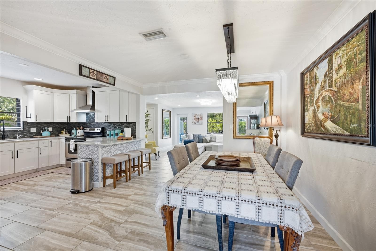 Single Family Residence at 4925 REMINGTON DR, SARASOTA, photo 12 of 38