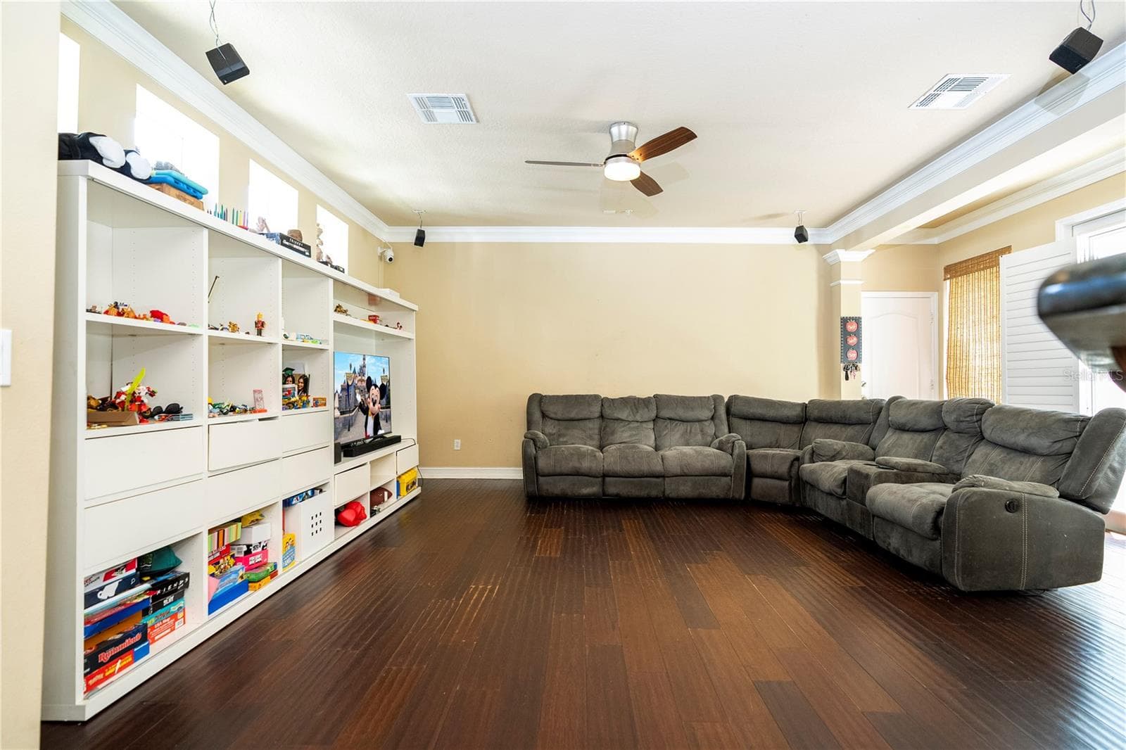 Single Family Residence at 1555 HANKS AVE, ORLANDO, photo 21 of 83