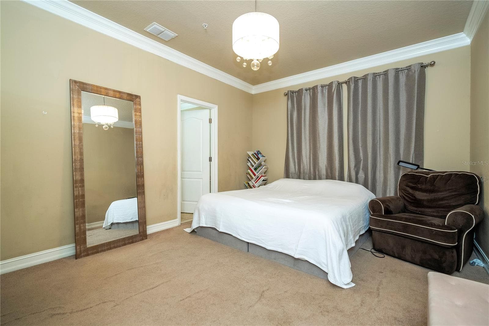 Single Family Residence at 1555 HANKS AVE, ORLANDO, photo 66 of 83