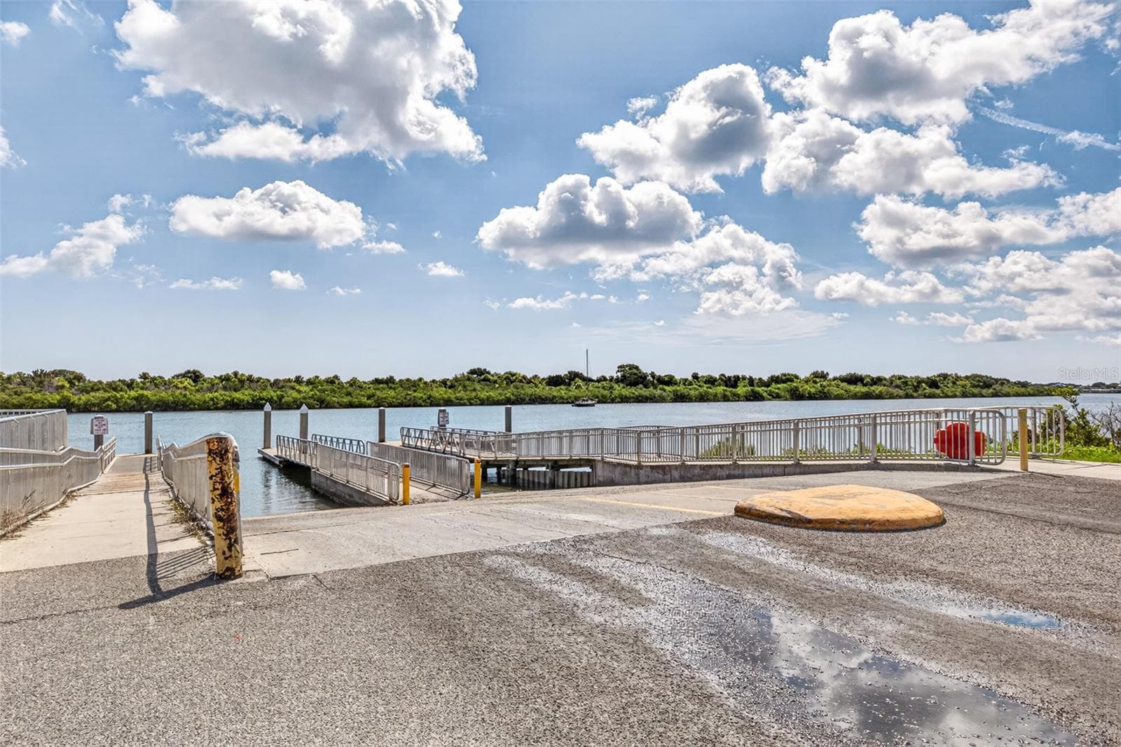 local boat ramp - 2530 NORDMAN AVE, NEW SMYRNA BEACH