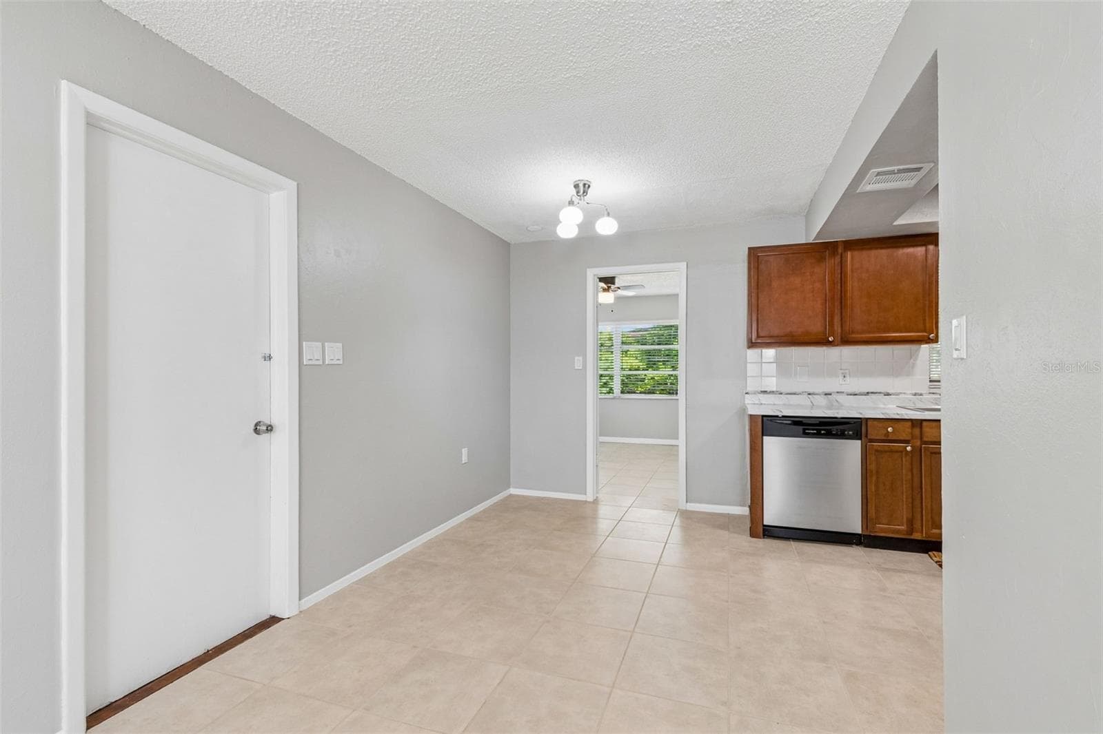 Single Family Residence at 9631 MARLINTON LN, PORT RICHEY, photo 9 of 33