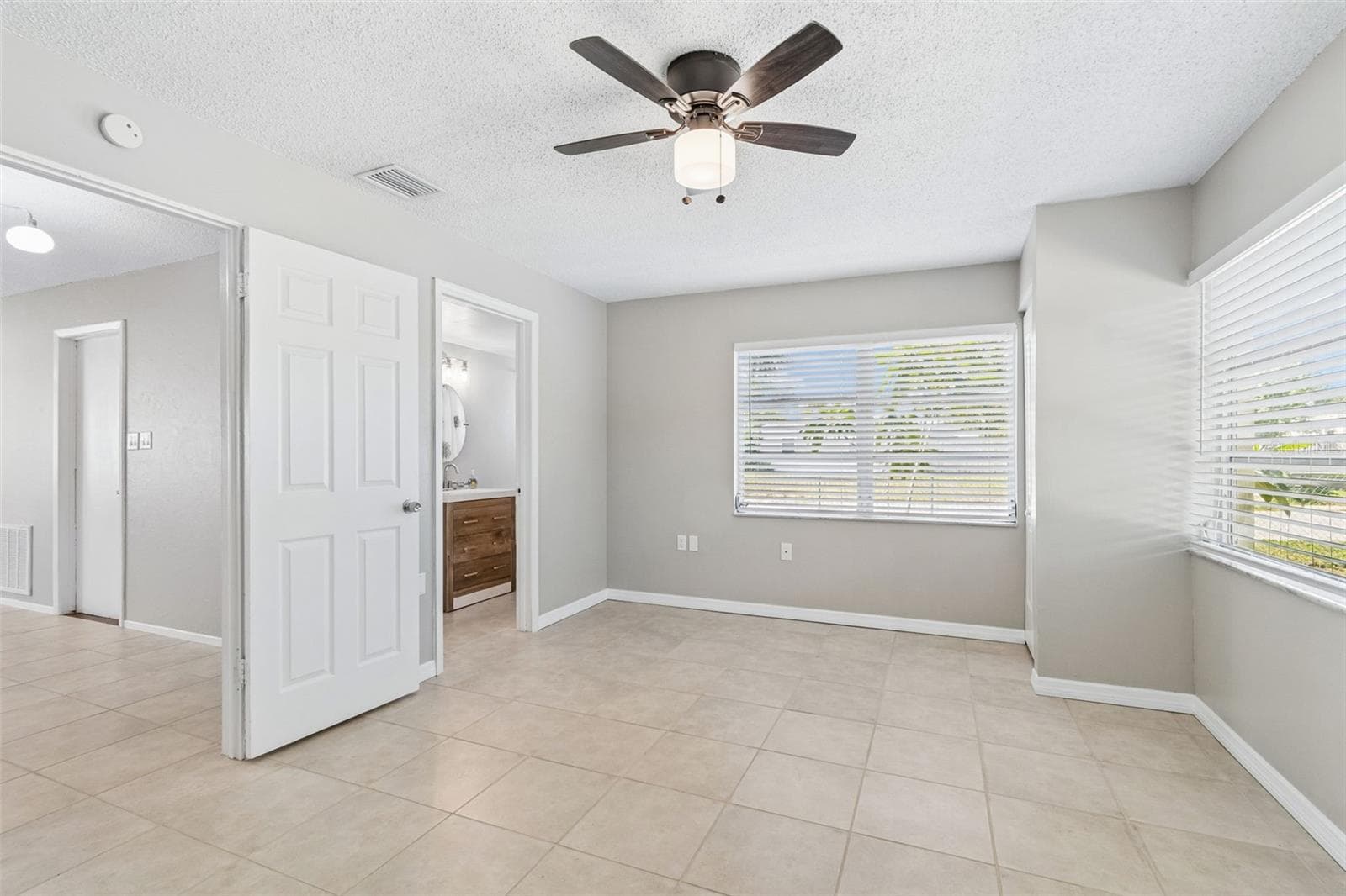 Single Family Residence at 9631 MARLINTON LN, PORT RICHEY, photo 23 of 33