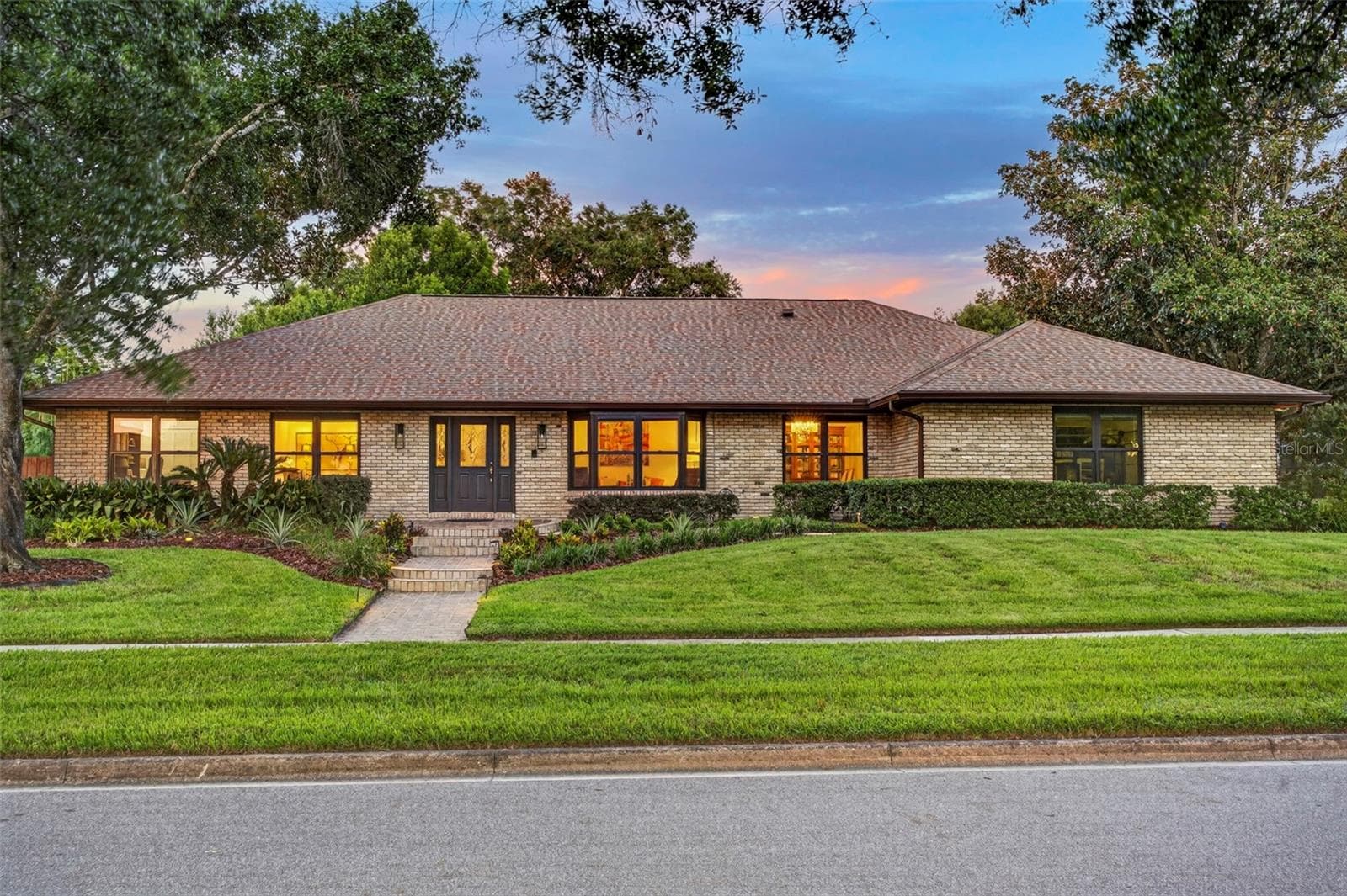 Single Family Residence at 1281 WELLINGTON TER, MAITLAND, photo 2 of 70